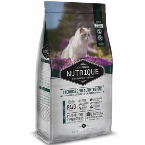 Nutrique Young Adult Cat Sterilised Healthy Weight Gato Esterilizado control peso pavo ultra premium